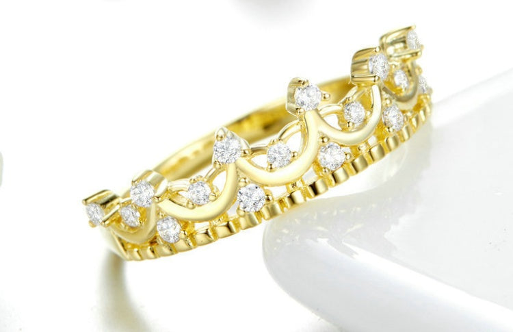 Regal Radiance: Yellow Silver Crown Ring