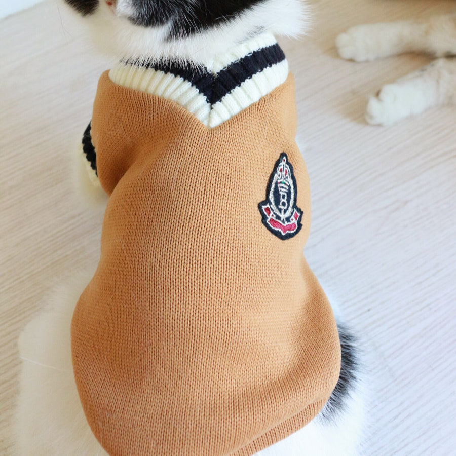 American College Style Sleeveless Fleece Knit Cat Sweater Vest