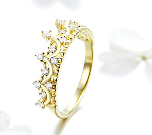 Regal Radiance: Yellow Silver Crown Ring