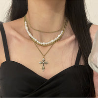 Fashion Personalized Multi-Layered Pearl Cross Pendant Necklace Clavicle Chain For Women Temperament Jewelry Accessories Gifts